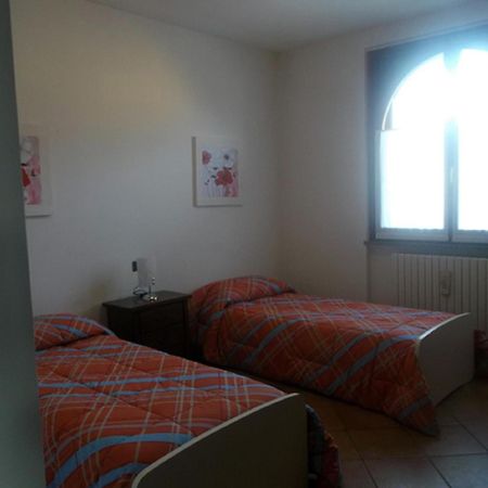 Bed and Breakfast Crespi House à Parabiago Chambre photo